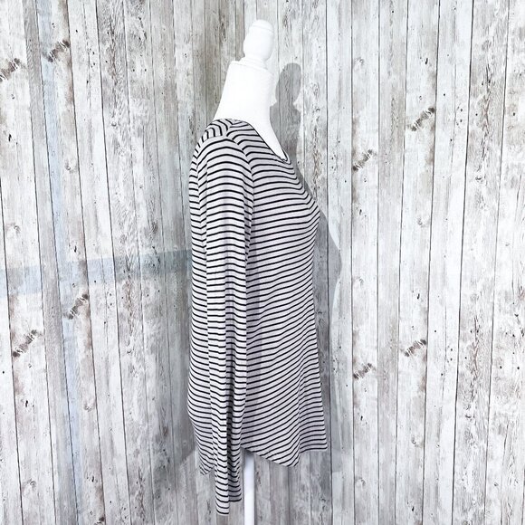 Old Navy Long Sleeve Tee | Taupe & Black Stripe | Medium | Scoop Neck | Stretch - Picture 3 of 7